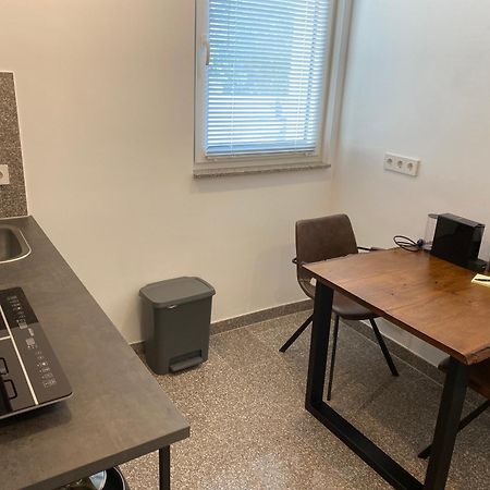 All-In Apartments In Fischeln Mit Gartenblick, Naehe Duesseldorf - Messe - Airport - Helios Крефельд Экстерьер фото